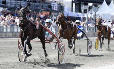 Ready Cash-löften fortsatt obesegrade