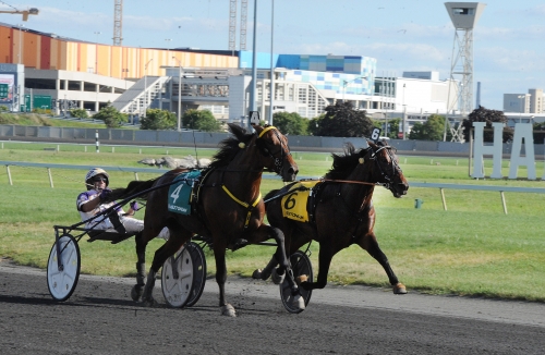Fick prispengar efter 19 månader