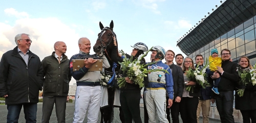 De första nomineringarna…