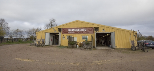 ”Tittar på olika lösningar”