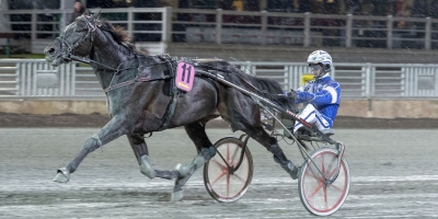 Vann trots 1.06,6-öppning!