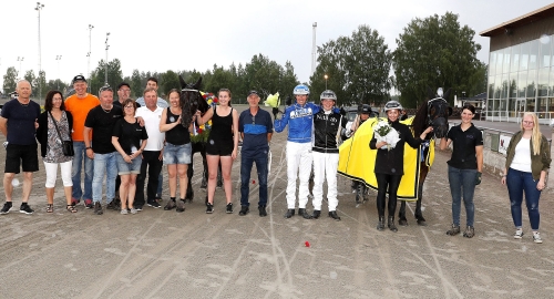 Bäst igår: Delade segern broderligt