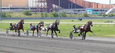 Svenskfödd toppade i Melander-trio