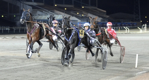 Trix On Line från spets
