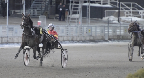 Obesegrad topptreåring till Pasi
