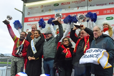 Uppvisning av Readly Express