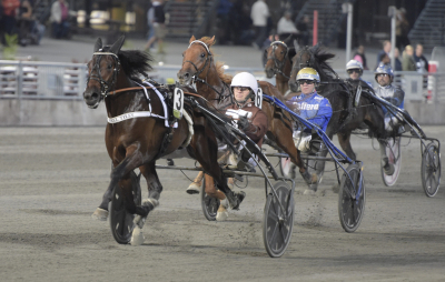 Lekande lätt för Usain Tilly