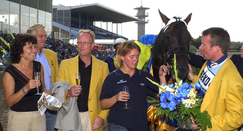 Degato tillbaka i hetluften