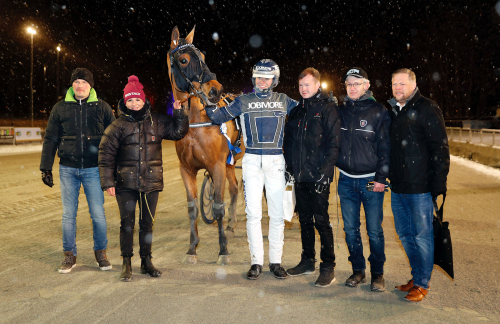 Jackpot för nöjd hemmatränare