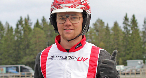 Storebror Djuse höll undan