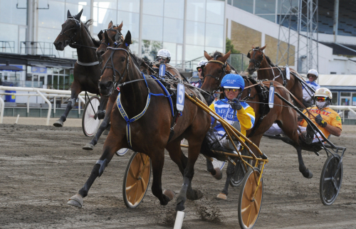 Mellby Free gjorde som Krossed Out