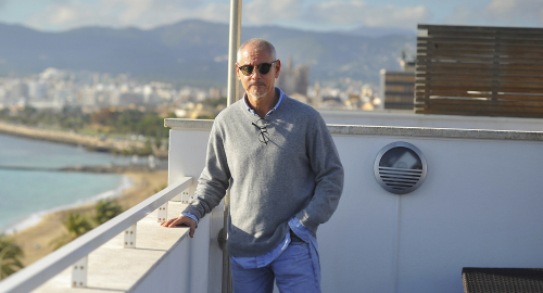 Blåblodigt i Sverige och USA