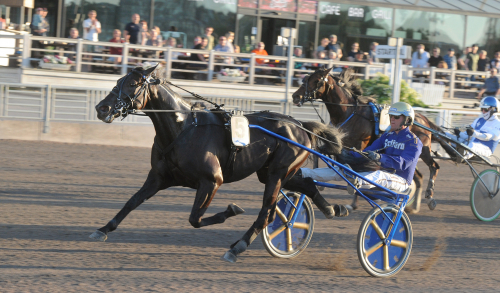 Asteroid med gäspning