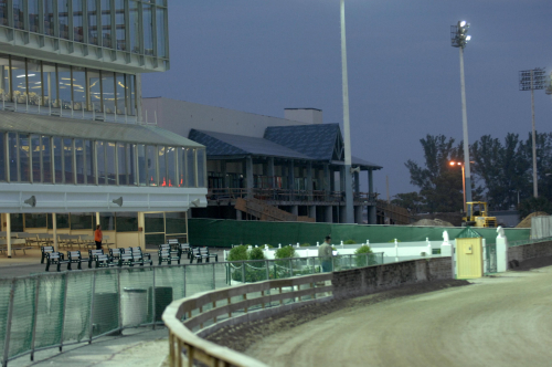 Hennessey vann sista loppet