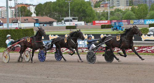 BC: Berghs imponerande treåring
