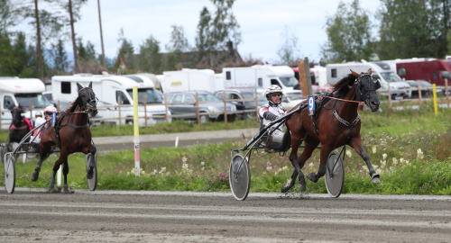 Eklöfs första titel i Oviken