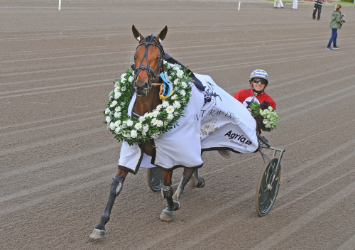 Rekordhögt förstapris i Oaks