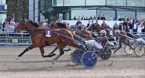 Epsom As hyllade Håkan Wallner på bästa vis