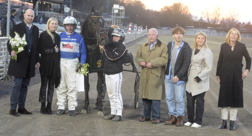 Global Etalon bäst i spurten