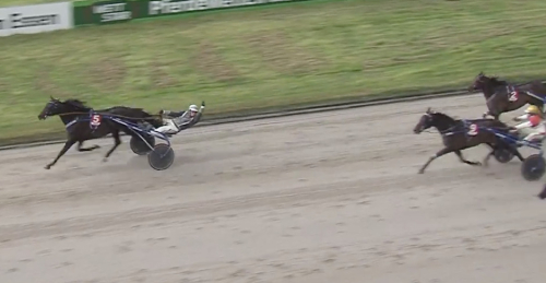 Segermaskin vann Bild-Pokal