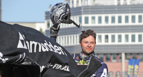 Oskar J tillbaka i sulkyn