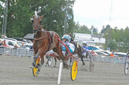 Premiärvinst i E3 Chansen