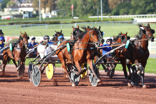 Cool Kronos vann i Paris