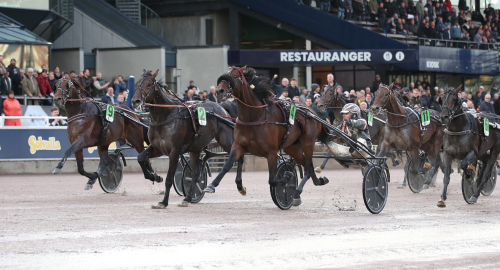 Barack Face på banan igen