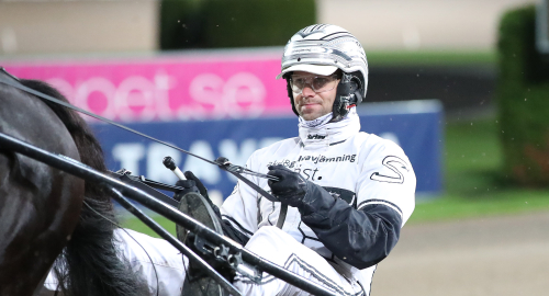 Dubbla segrar för premiärvinnare