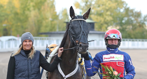 Tjejerna som hyllar Oasis Bi