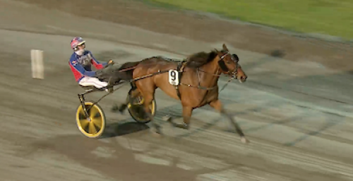 Överlägsen i överpacat lopp