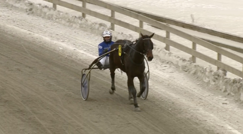 Överlägsen från spets