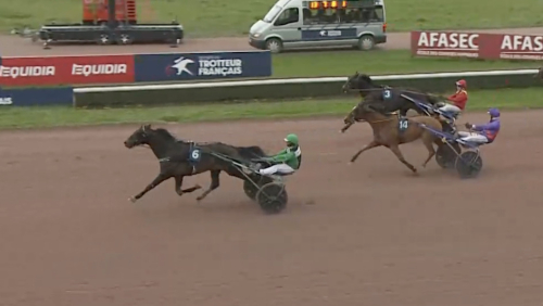 Working Class Hero från spets