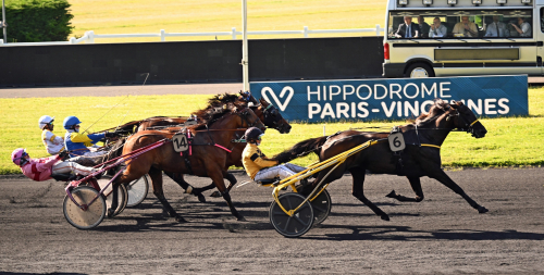 Svenskfödd etta i Paris