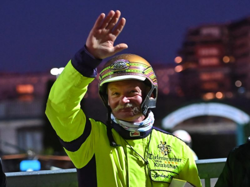 Han är tvåa i världen