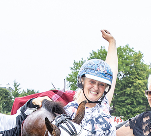 Århus-tränare till Menhammar