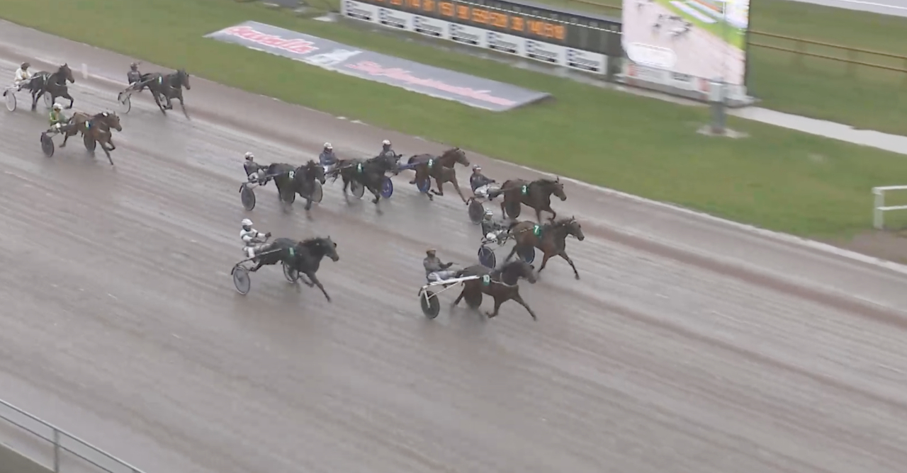 Superstitious spurtar till vinst för Carl Johan Jepson.