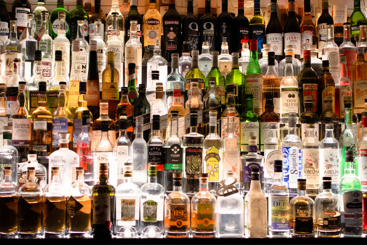 Dannero tappar sitt servingstillstånd av alkohol. Bilden är tagen från en annan bar än Danneros. Foto: Paolo Bendandi