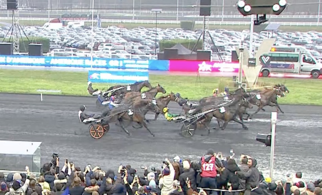 Stenhård slutstrid i årets Prix d'Amérique. Ett Prix d'Amérique som blev en av de mest rafflande upplagorna av loppet.