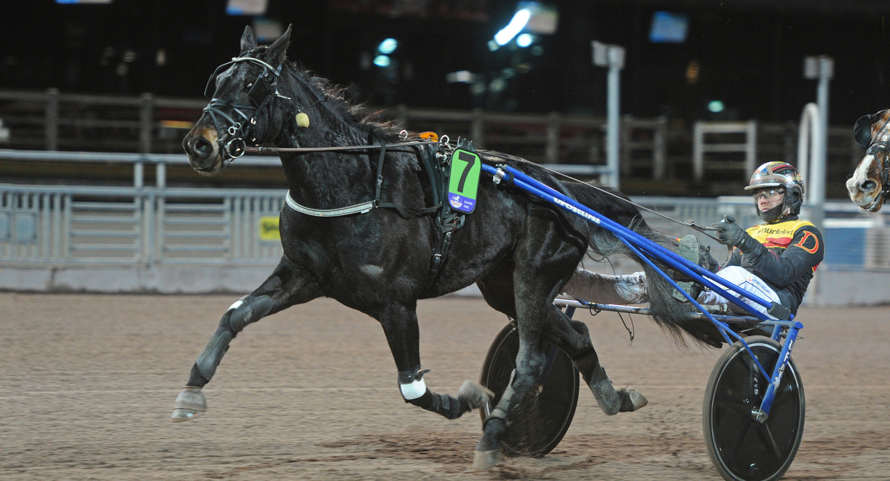 Rania Zon var starkast från dödens för Mats E Djuse. Foto Adam Ström/Stalltz.se