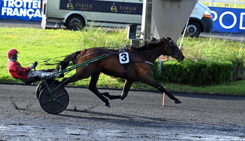 Leaderboard vann Paris-debut