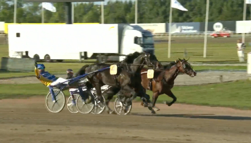 Derbyt till Wäjersten och Djuse efter dramatik