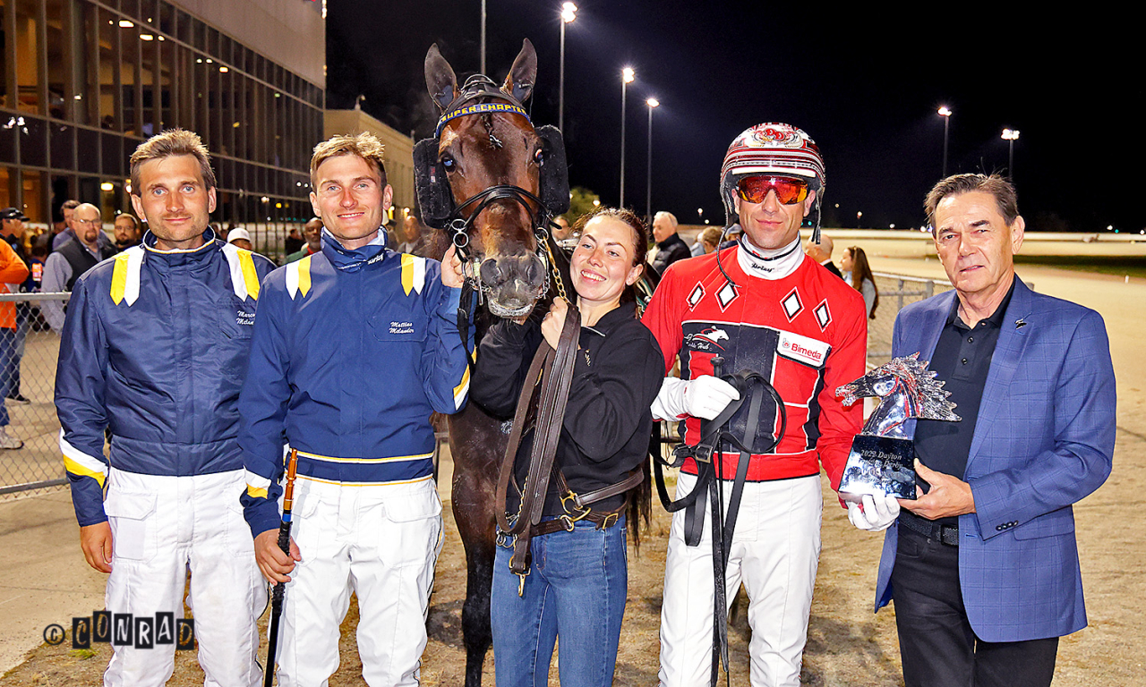 Marcus Melander, Mattias Melander, Super Chapter och Dexter Dunn efter segern i natt. Foto: Conrad Photo